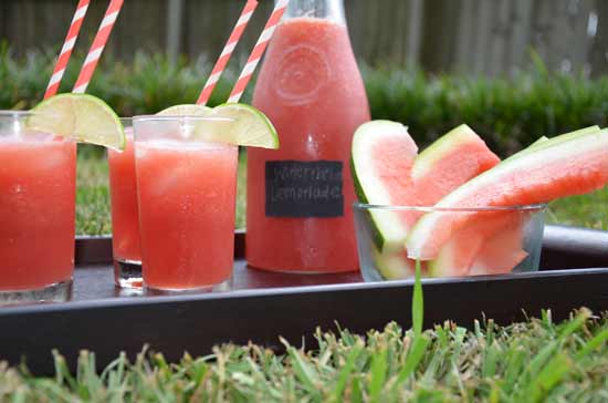 آب هندوانه خنک